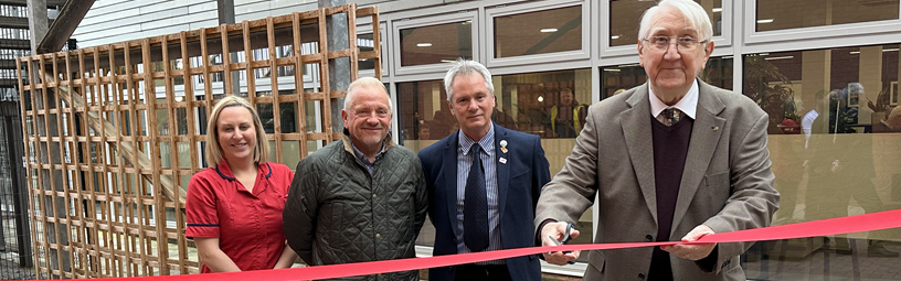 New Outdoor Benches Donated to Arrowe Park Hospital by Wirral Rotary Club New Outdoor Benches Donated to Arrowe Park Hospital by Wirral Rotary Club