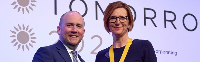 Dr Gillian Rudduck appointed as new President of the College of Optometrists Dr Gillian Rudduck appointed as new President of the College of Optometrists